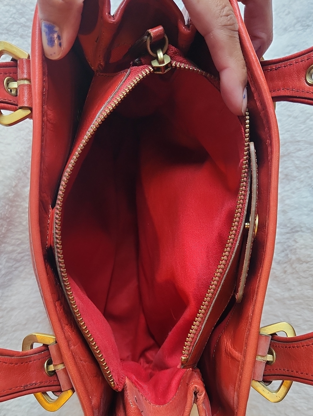 Vintage MAXX NEW YORK, Red Glossy, Red Cow Leather Y2K, 90s , Hand Bag - Picture 9 of 15